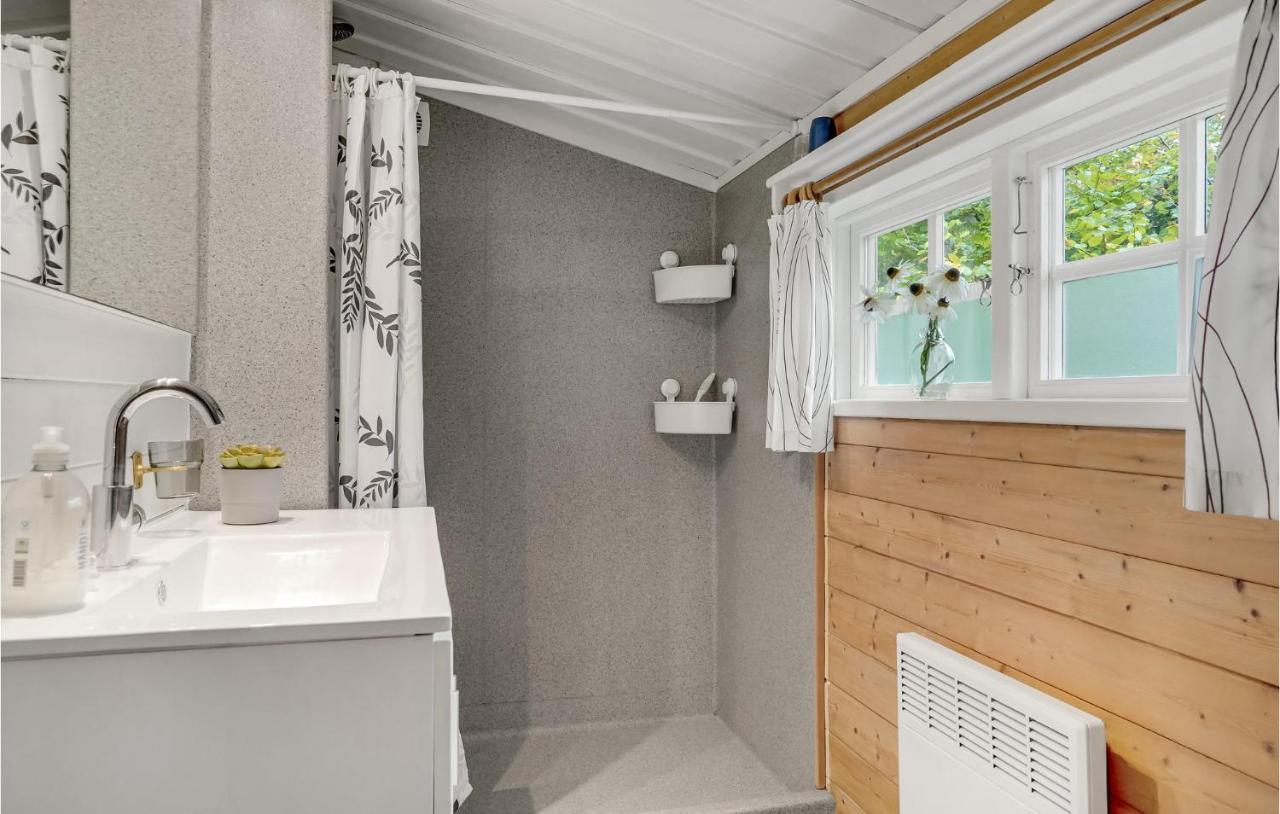 3 Bedroom Cozy Home In Borkop Exterior photo
